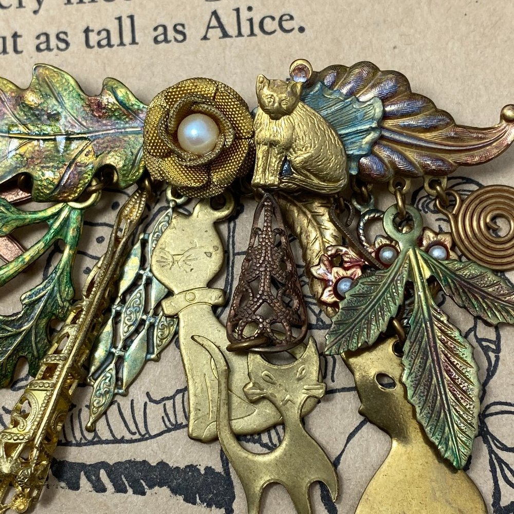 Vintage Cat Multiple Dangle Assemblage Brooch - image 3